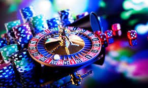 Live baccarat dealer table streamed on Arena Casino